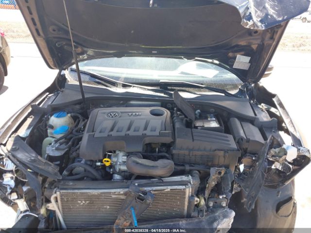 1VWBN7A35EC090955 Volkswagen Passat 2.0l Tdi Se