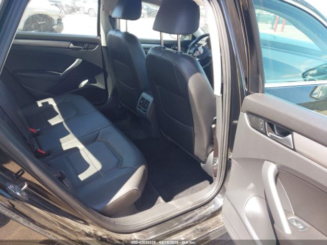 1VWBN7A35EC090955 Volkswagen Passat 2.0l Tdi Se