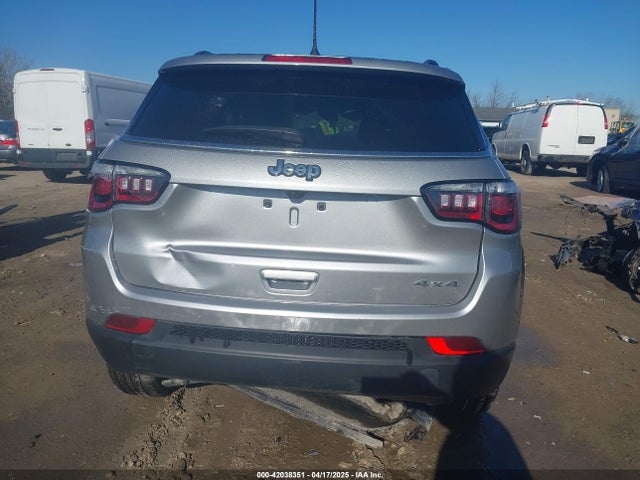 3C4NJDFN4PT530739 Jeep Compass Latitude Lux Fwd