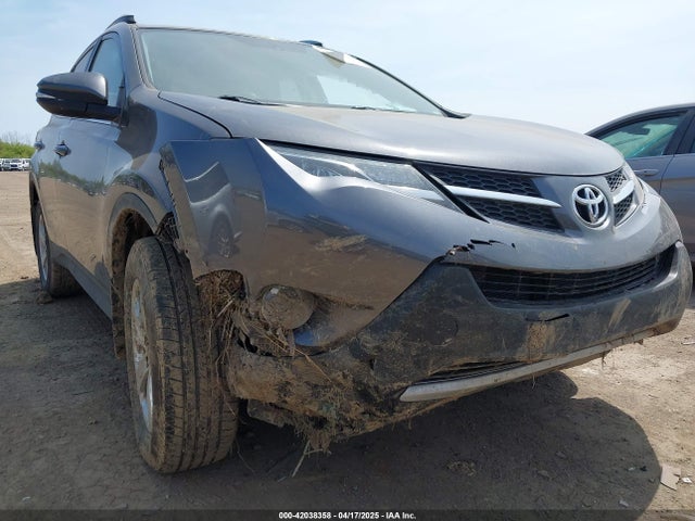 2T3RFREV8FW298266 Toyota Rav4 Xle