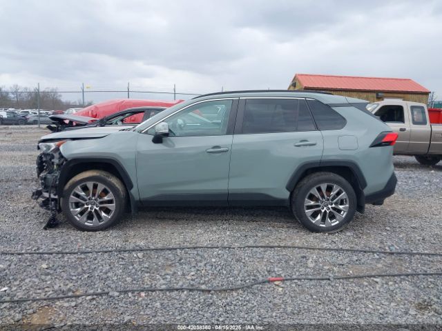 2T3A1RFV5MW207865 Toyota Rav4 Xle Premium