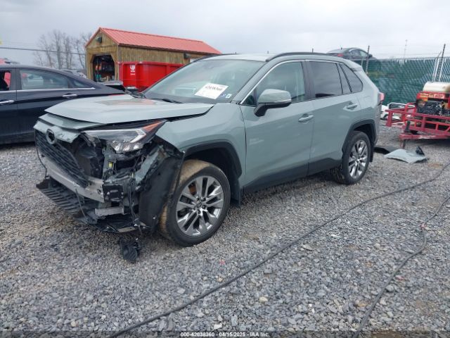 2T3A1RFV5MW207865 Toyota Rav4 Xle Premium