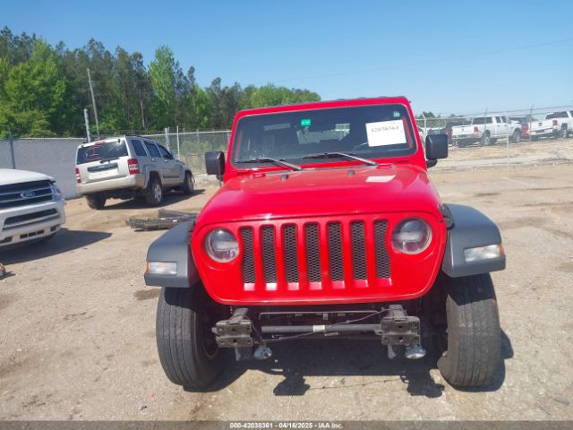 1C4HJXDG0JW132321 Jeep Wrangler Unlimited Sport S 4x4