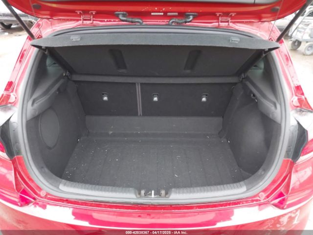 KMHH55LC0JU077111 Hyundai Elantra Gt Sport