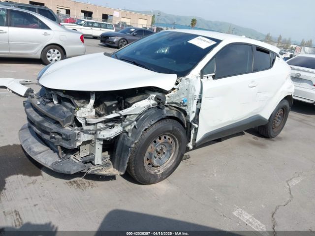NMTKHMBX4JR049041 Toyota C-HR XLE