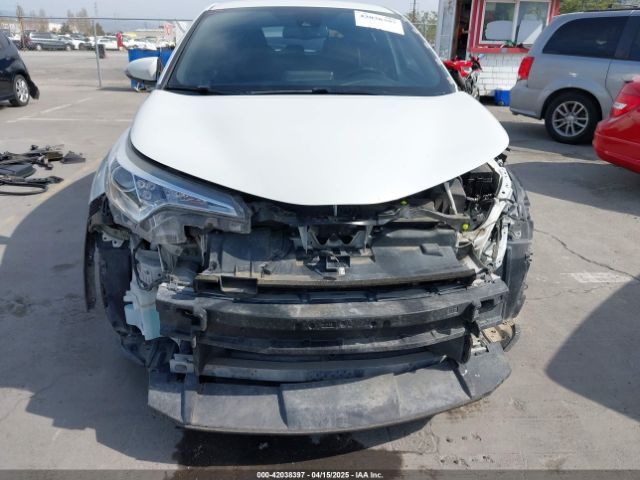 NMTKHMBX4JR049041 Toyota C-HR XLE