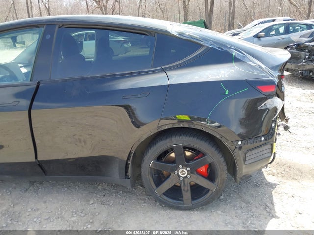 2022 TESLA MODEL Y 7SAYGDEF7NF310113 Photo 5