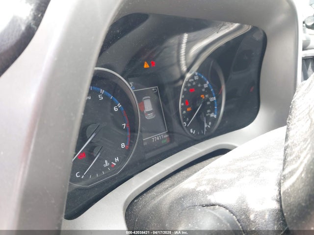 2T3WFREV8JW499399 Toyota Rav4 Xle