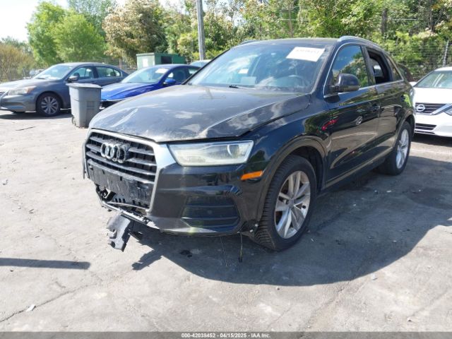 WA1JCCFS5HR001068 Audi Q3 2.0t Premium