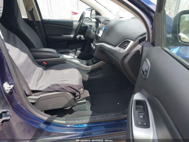 3C4PDCBBXKT707700 Dodge JOURNEY SE