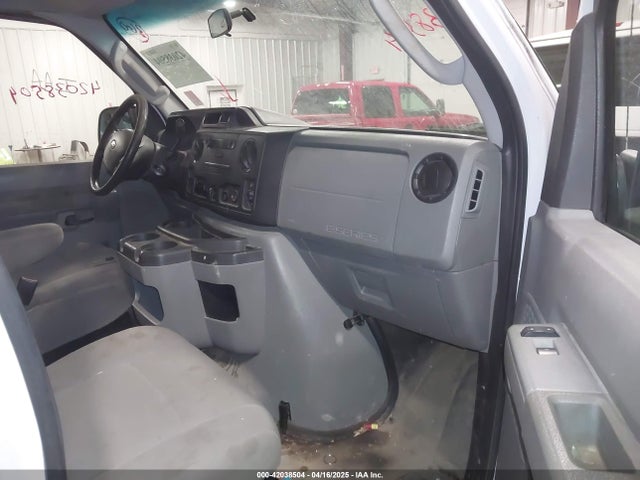 Ford E-250 Commercial 2014 1FTNE2EW8EDA43498 Image 5