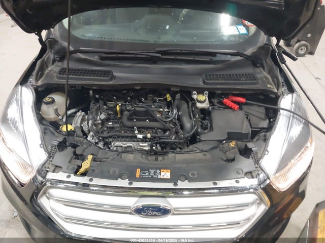 1FMCU9GD1KUA85680 Ford ESCAPE SE