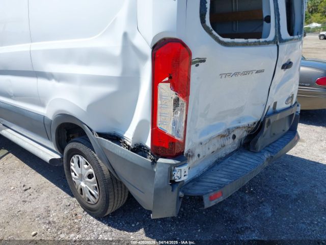 1FTYR1YM3JKB16286 Ford Transit-250