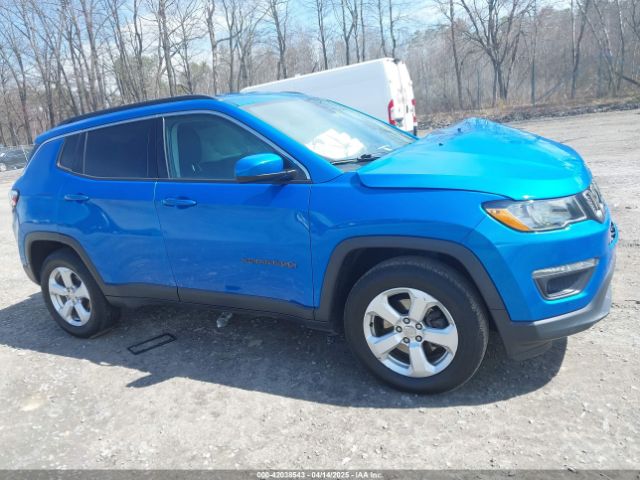 3C4NJDBB4JT117626 Jeep Compass Latitude 4x4