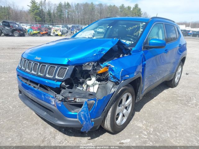 3C4NJDBB4JT117626 Jeep Compass Latitude 4x4