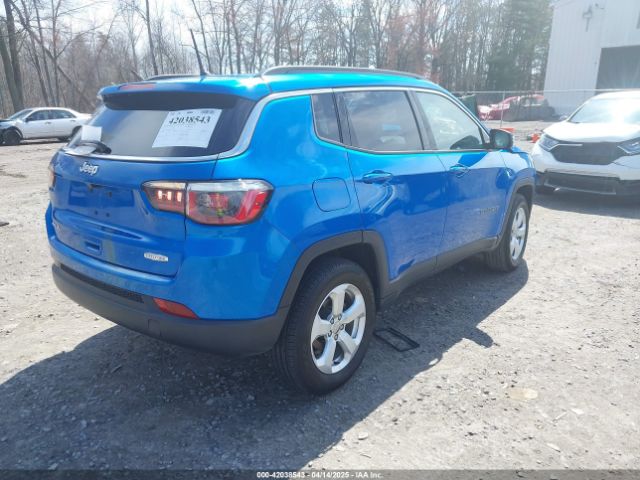 3C4NJDBB4JT117626 Jeep Compass Latitude 4x4