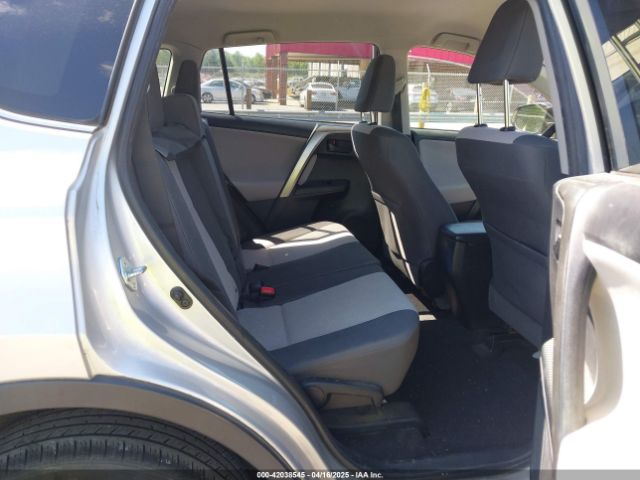 JTMBFREV4FD119929 Toyota RAV4 LE