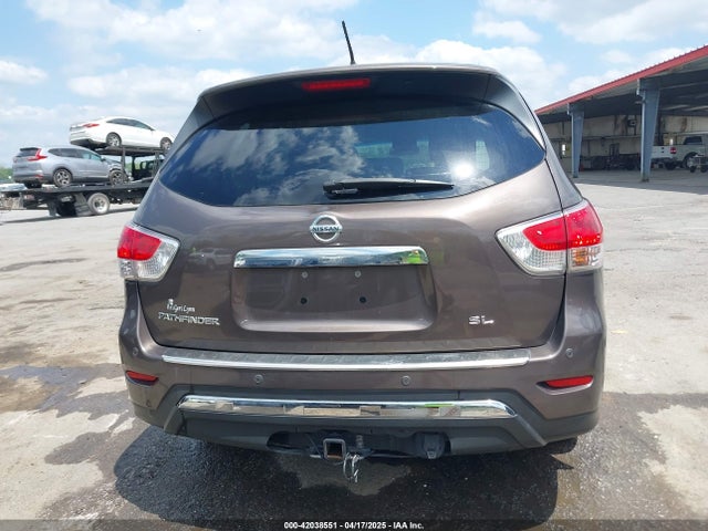 2015 Nissan Pathfinder Sl მანქანა იყიდება აუქციონზე, vin: 5N1AR2MNXFC689849, აუქციონის ნომერი: 42038551
