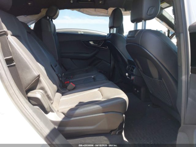 WA1VAAF74JD036128 Audi Q7 3.0t Premium