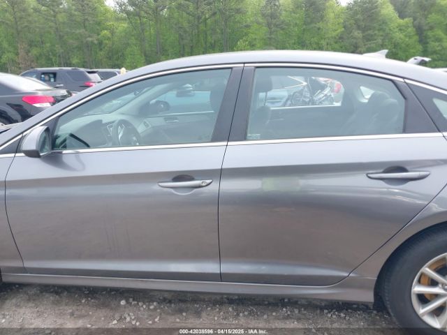 5NPE24AFXKH740882 Hyundai SONATA SE