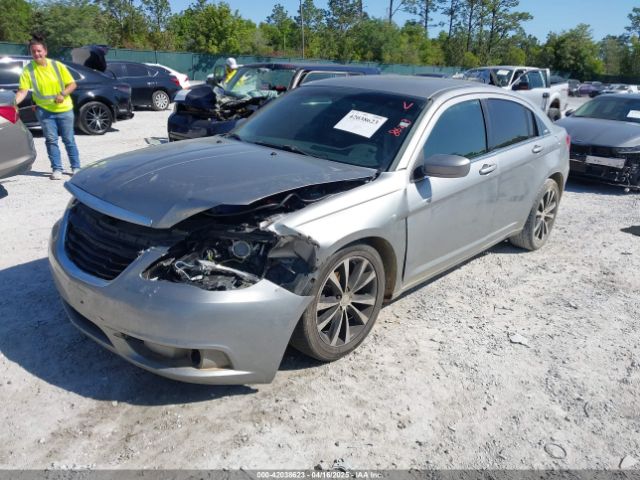 1C3CCBBG7EN159431 Chrysler 200 Touring