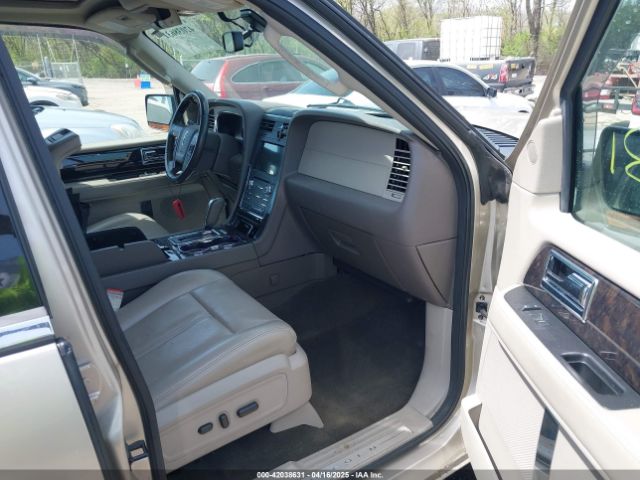 5LMJJ2JT1HEL05245 Lincoln Navigator Select