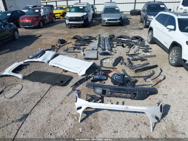 3GTUUDED7PG111174 GMC Sierra 1500 4wd  Short Box Slt