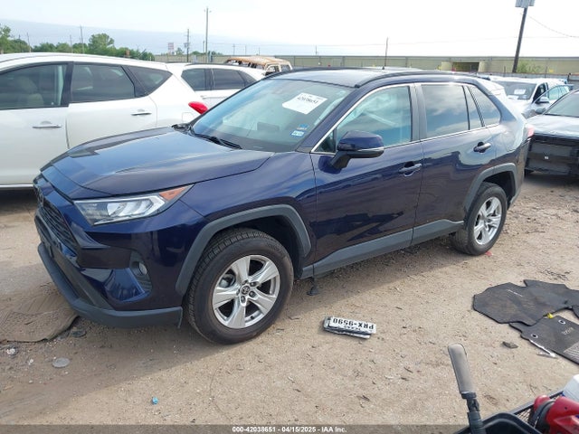 Toyota Rav4 Xle 2021 2T3W1RFV1MW151025 Image 2