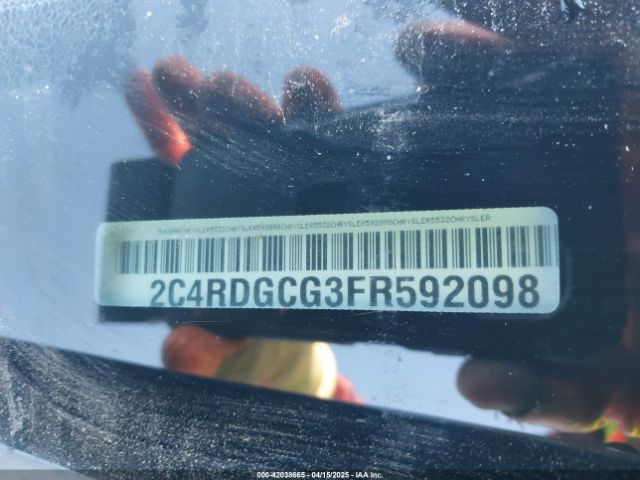 2C4RDGCG3FR592098 Dodge Grand Caravan Sxt