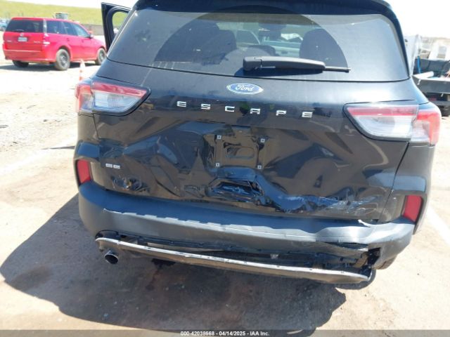 1FMCU0G62NUB97616 Ford ESCAPE SE