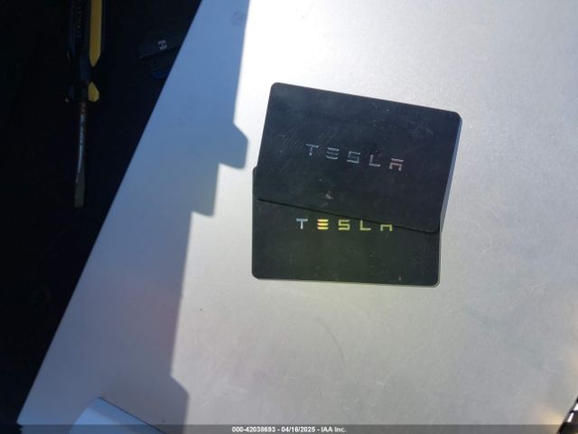 5YJ3E1ET0RF900709 Tesla Model 3 Performance All-wheel Drive