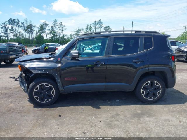 ZACCJBCT8GPD22384 Jeep Renegade Trailhawk