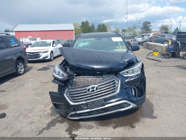 KM8SMDHF4HU190074 Hyundai Santa Fe Se