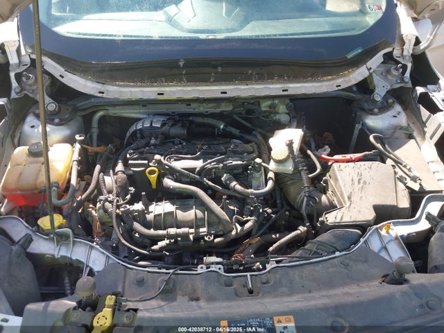 1FMCU9GX6EUB22401 Ford ESCAPE SE