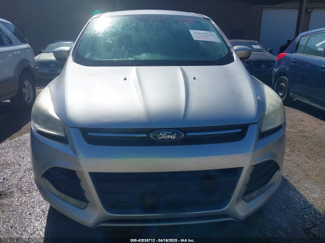 1FMCU9GX6EUB22401 Ford ESCAPE SE