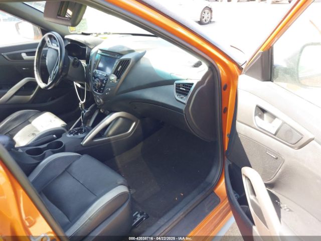 KMHTC6AE0GU262472 Hyundai Veloster Turbo