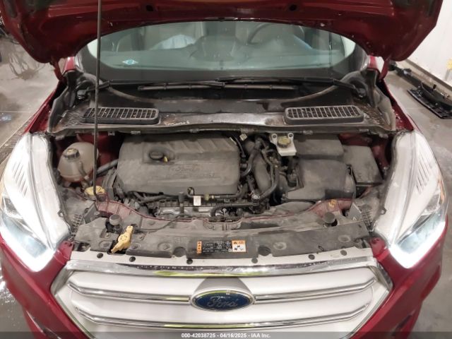 1FMCU0HD9JUA61961 Ford ESCAPE SEL