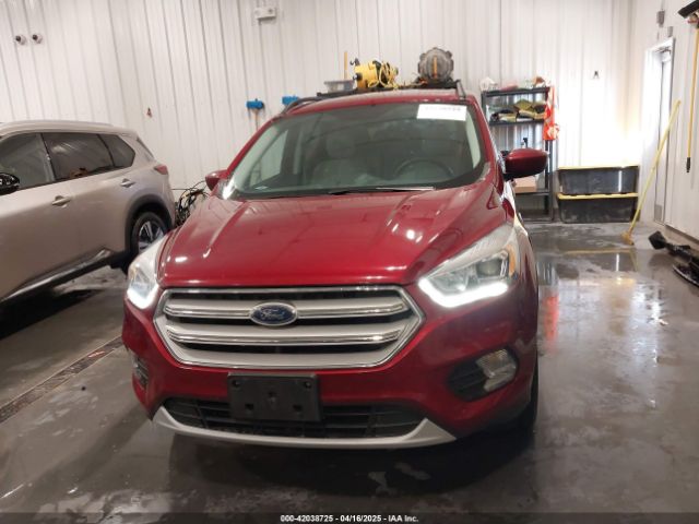 1FMCU0HD9JUA61961 Ford ESCAPE SEL