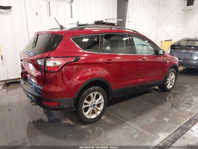 1FMCU0HD9JUA61961 Ford ESCAPE SEL
