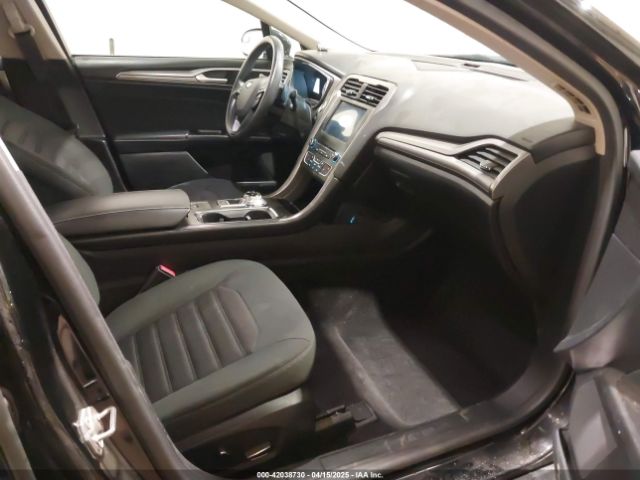 3FA6P0HD1HR350381 Ford FUSION SE