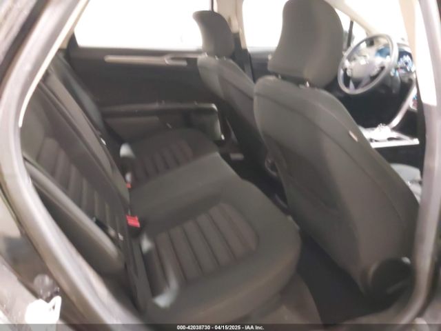 3FA6P0HD1HR350381 Ford FUSION SE