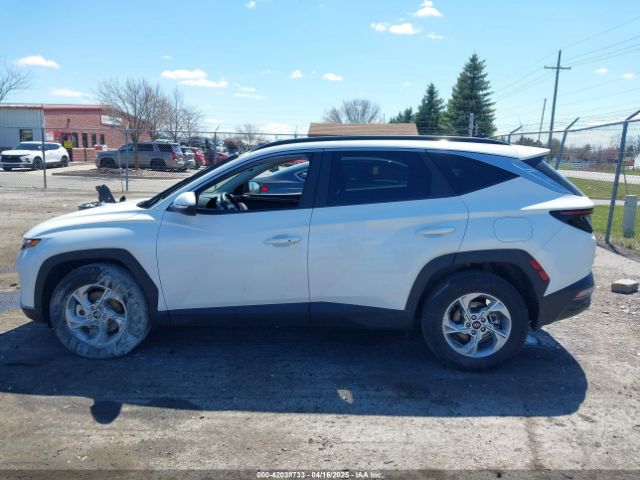 5NMJBCAE0NH035638 Hyundai TUCSON SEL