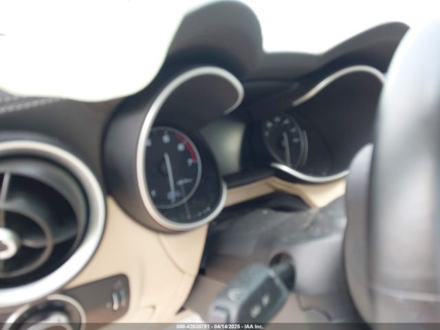 2020 ALFA ROMEO STELVIO ZASPAKBN9L7C76146 Photo 6