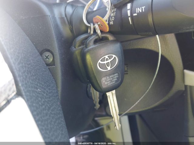 2T1BURHE6FC242100 Toyota Corolla Le Plus