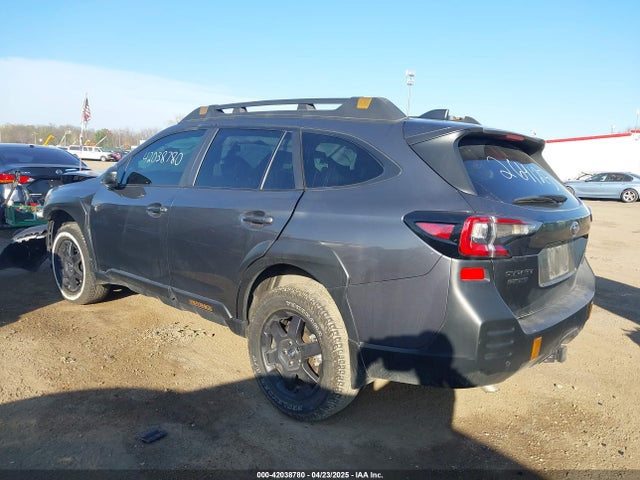 4S4BTGUD4R3264125 Subaru Outback Wilderness