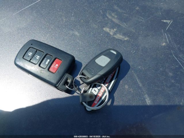 4T1BF1FK6FU923716 Toyota CAMRY XLE