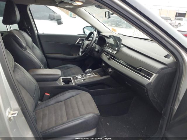 2022 MITSUBISHI OUTLANDER JA4J4UA87NZ021753 Photo 4