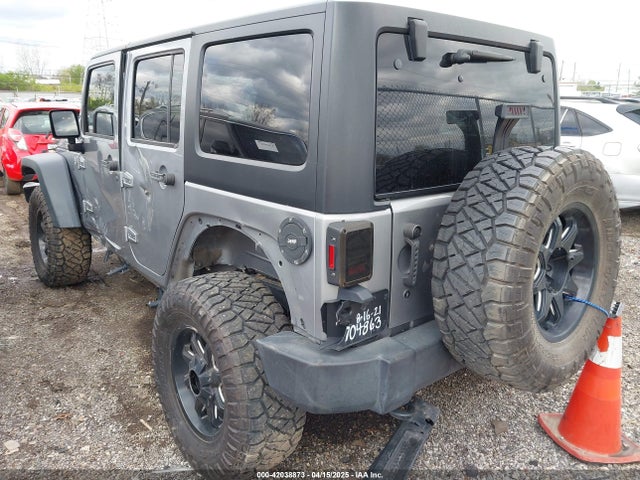 1C4BJWDG7GL292318 Jeep Wrangler Unlimited Sport