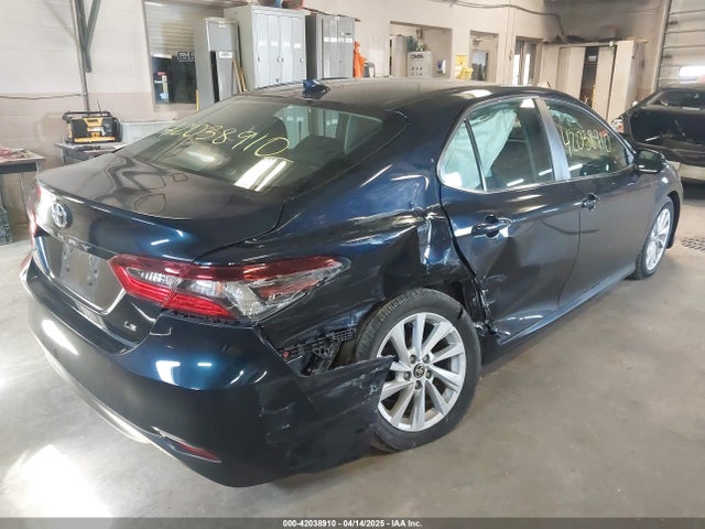 4T1C11AK3MU481310 Toyota CAMRY LE