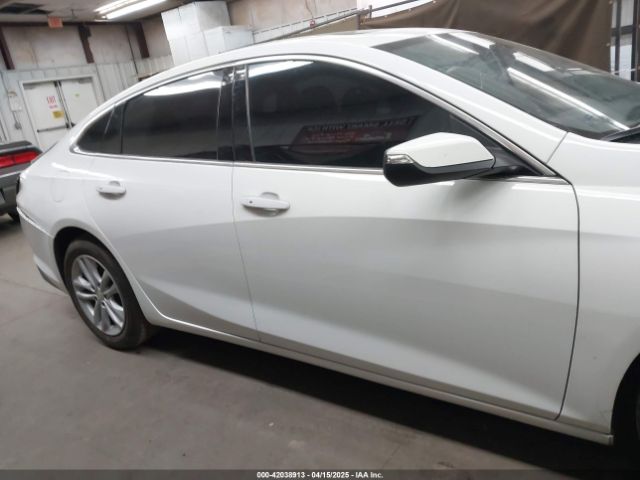 1G1ZD5ST4JF144318 Chevrolet MALIBU LT